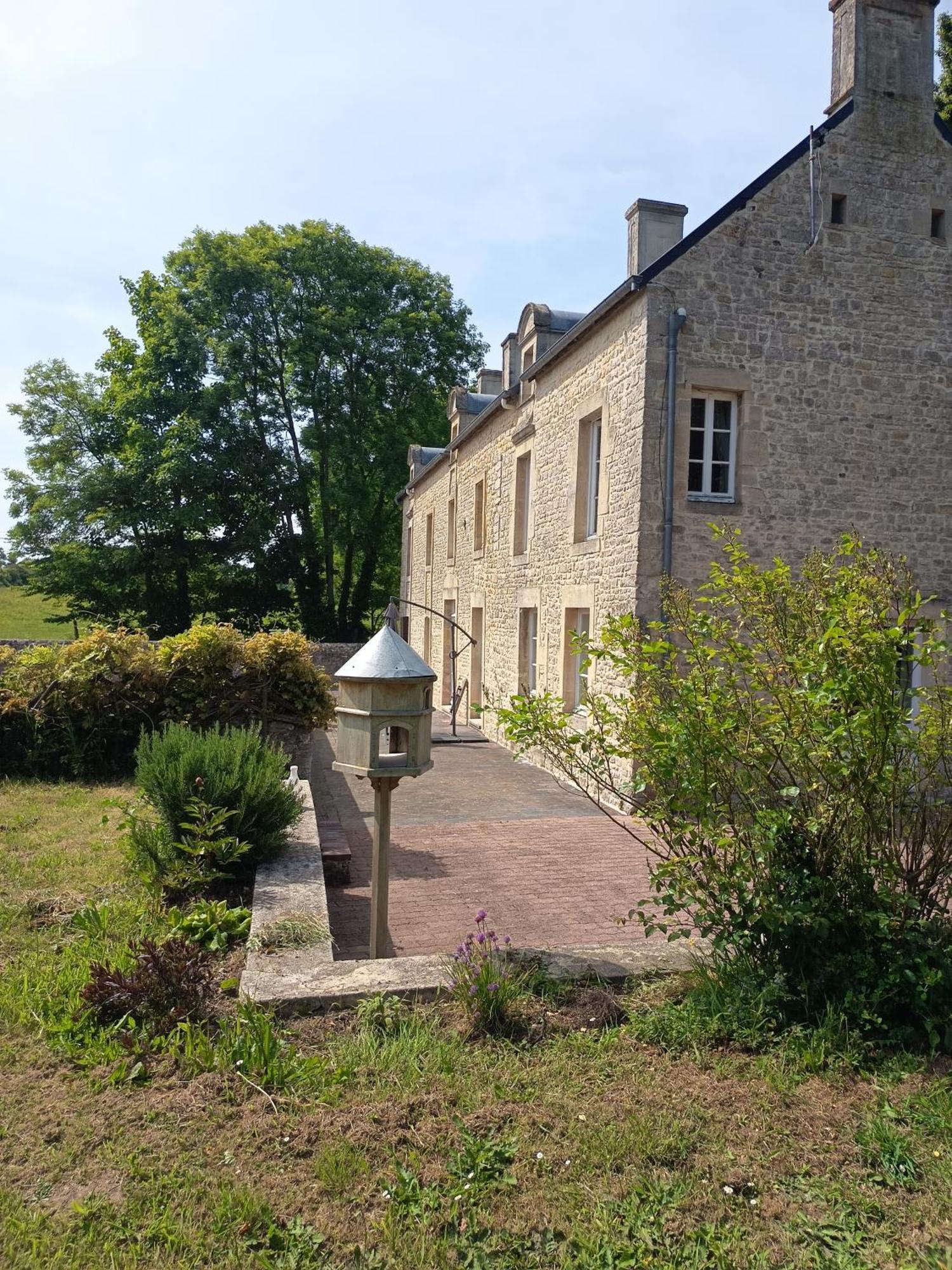 Maison De Charme Tour-en-Bessin Екстериор снимка