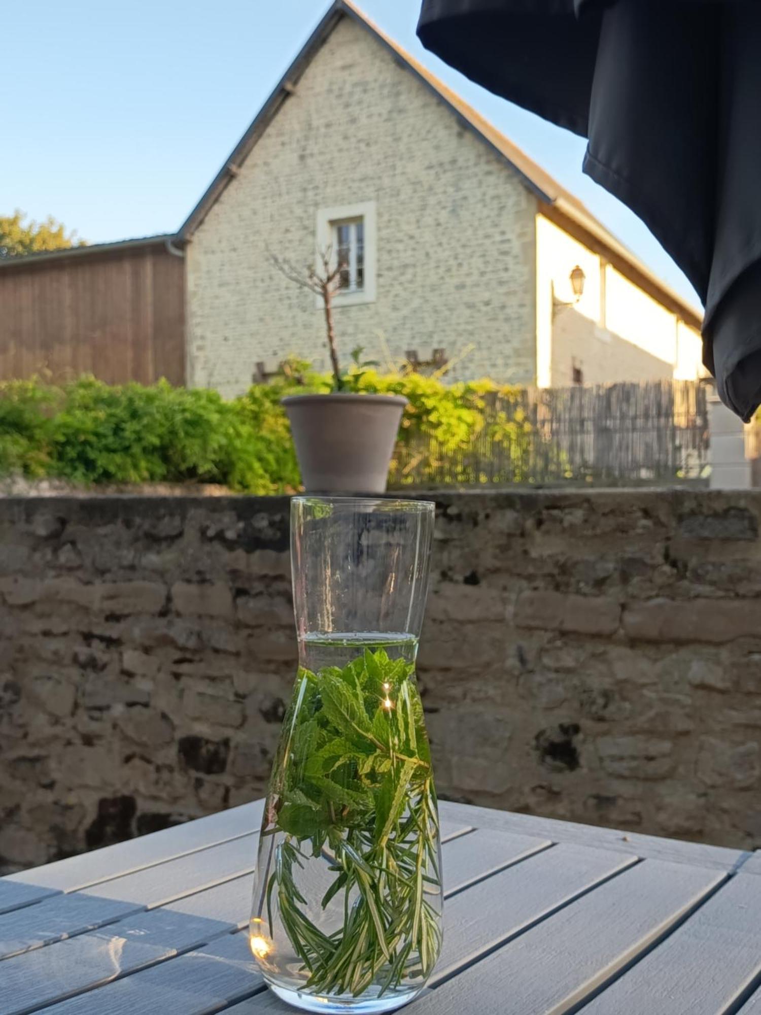 Maison De Charme Tour-en-Bessin Екстериор снимка