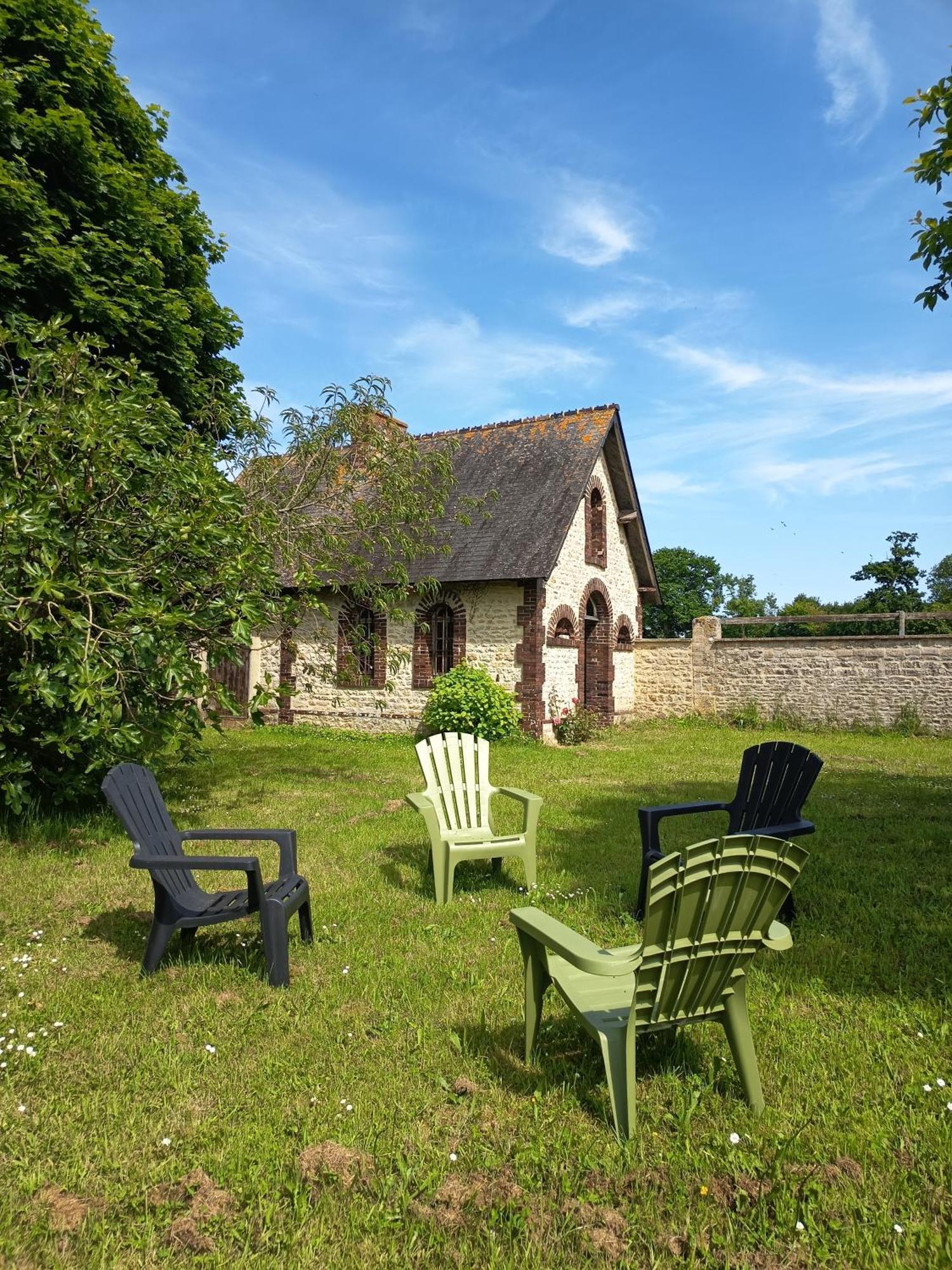 Maison De Charme Tour-en-Bessin Екстериор снимка